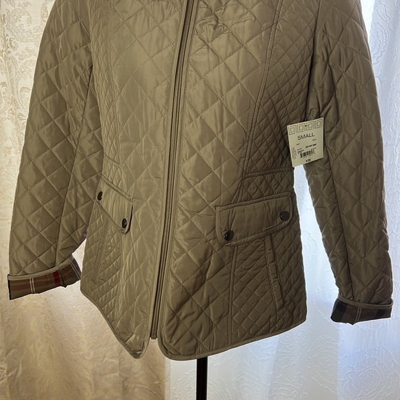 Jacket - Picture 3 of 6